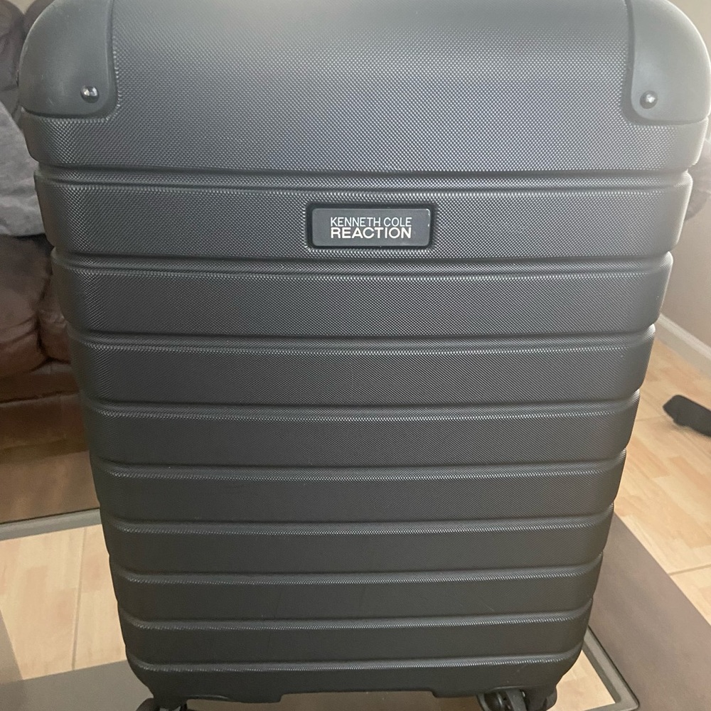 Kenneth file luggage